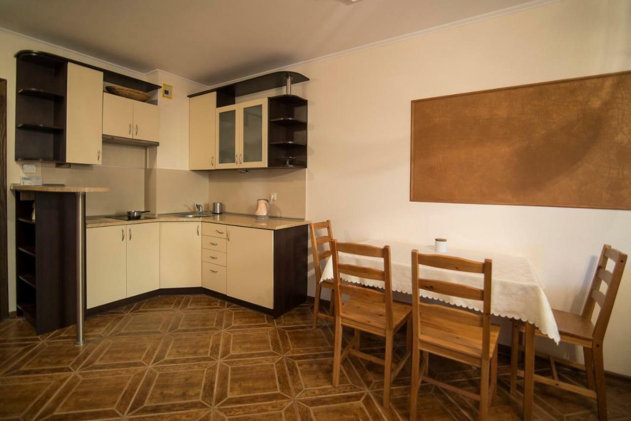 Pionow Rodzinne Apartamenty Urocza 10 Крыница-Морска Экстерьер фото