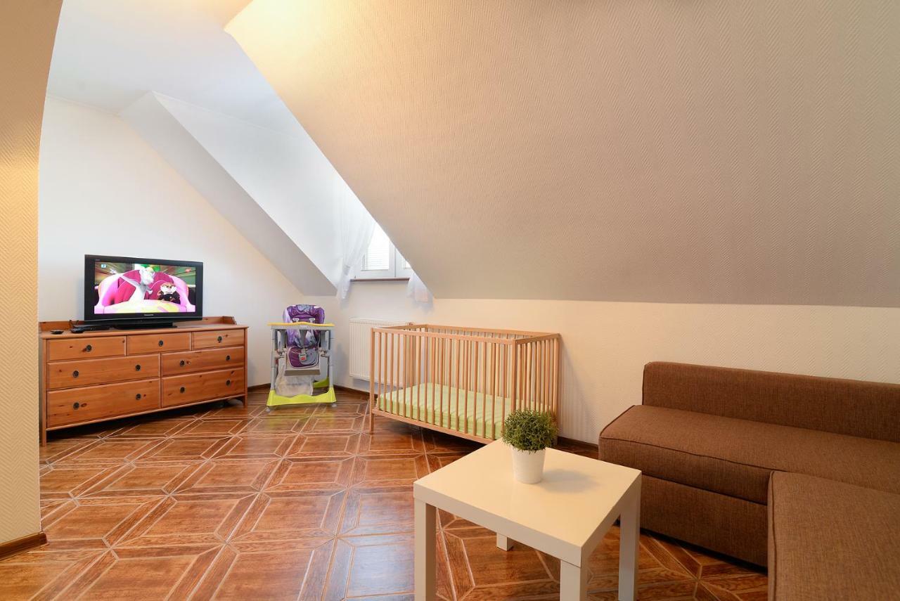 Pionow Rodzinne Apartamenty Urocza 10 Крыница-Морска Экстерьер фото