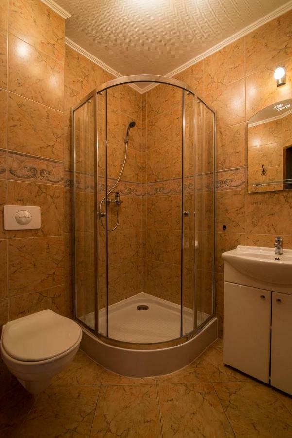 Pionow Rodzinne Apartamenty Urocza 10 Крыница-Морска Экстерьер фото